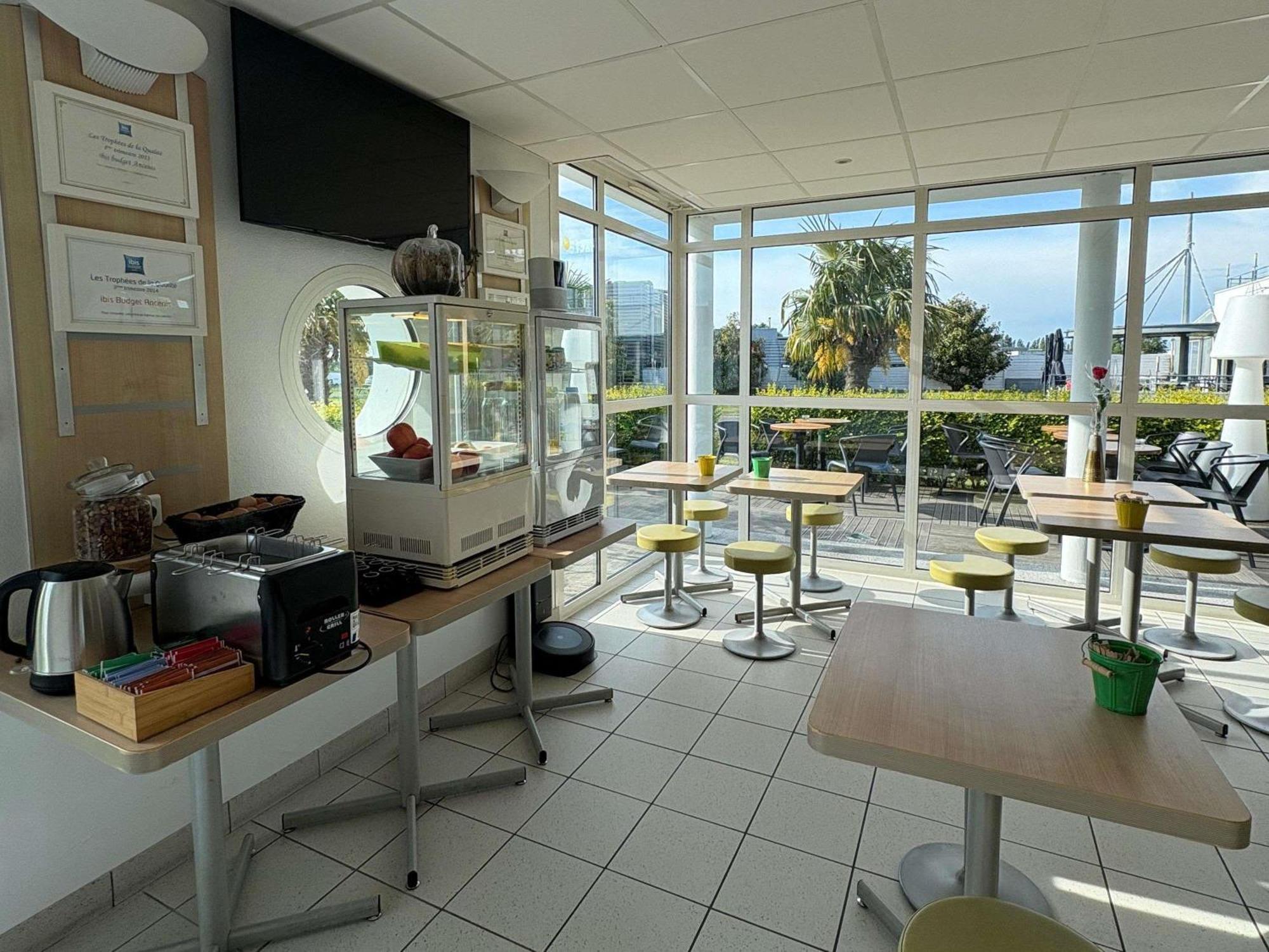 Ibis Budget Ancenis Mesanger ภายนอก รูปภาพ