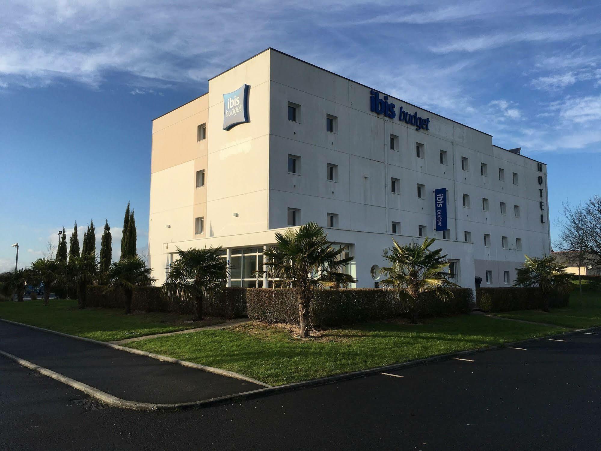 Ibis Budget Ancenis Mesanger ภายนอก รูปภาพ